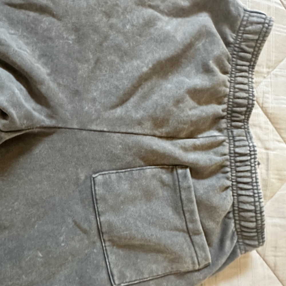 GAP Teen Shark Fin Greywash Joggers- NWOT - Picture 8 of 9